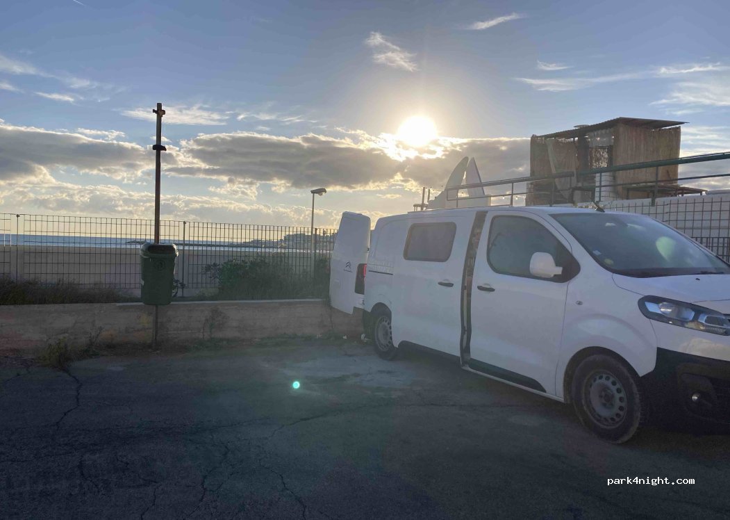 (70128) Bari - Lungomare Cristoforo Colombo — foto