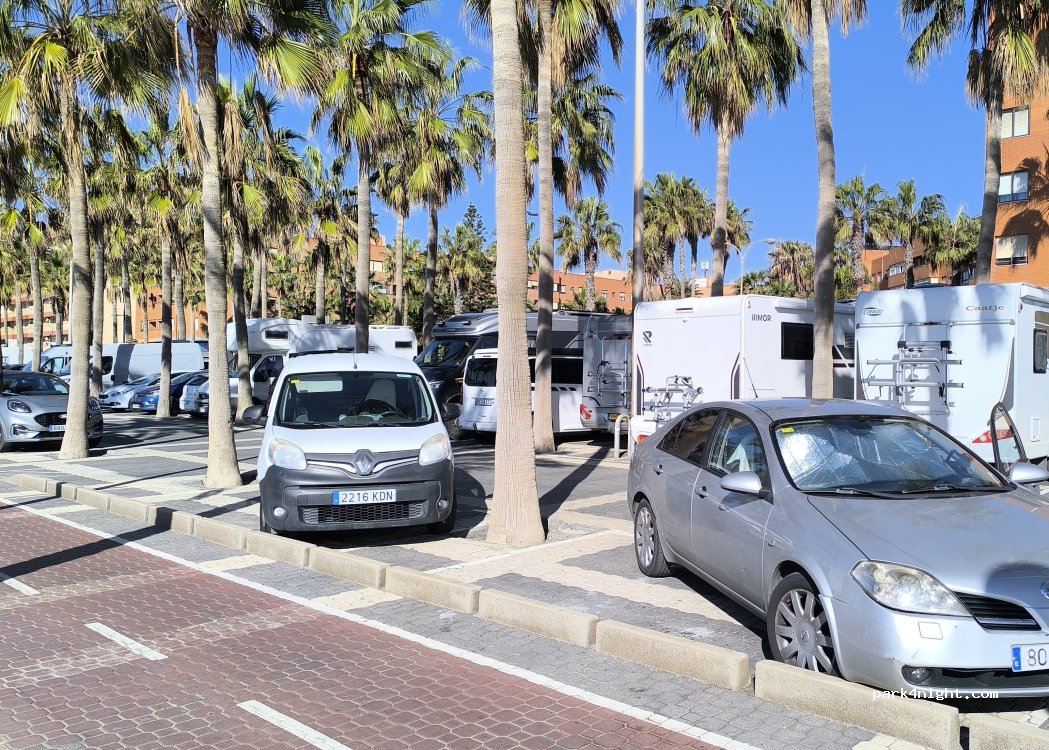 (04007) Almeria - Paseo Marítimo Carmen de Burgos — foto 5