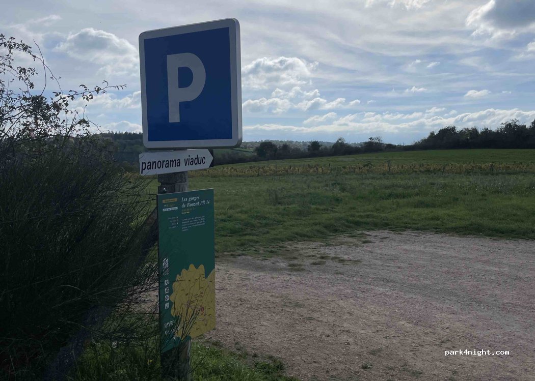 (03800) Saint-Bonnet-de-Rochefort - — foto 3