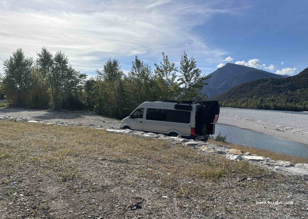 (33013) Gemona del Friuli - Via delle Roste — foto 2
