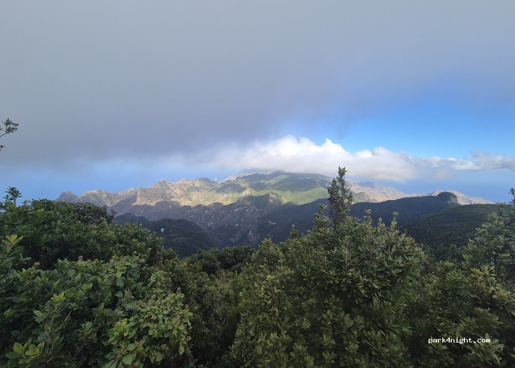 (38293) Santa Cruz de Tenerife - Carretera Pico del Inglés — foto 2