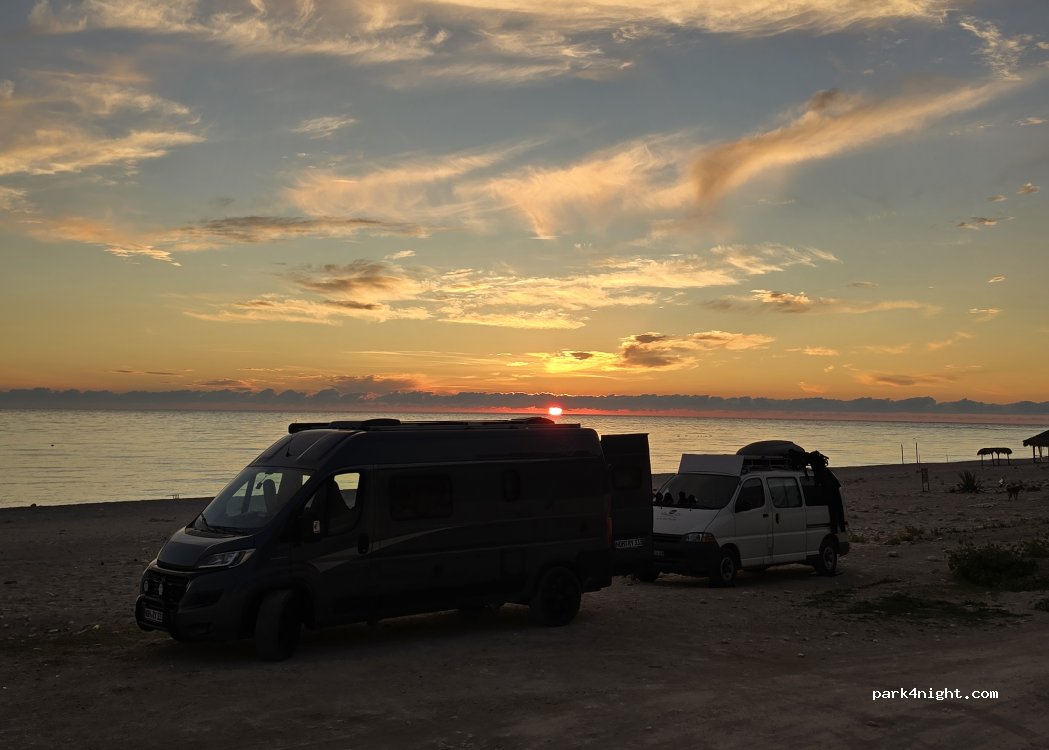 (9425) Himarë - Unnamed Road — foto