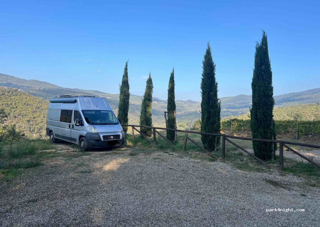 () Pontassieve - Via di Santa Brigida — foto