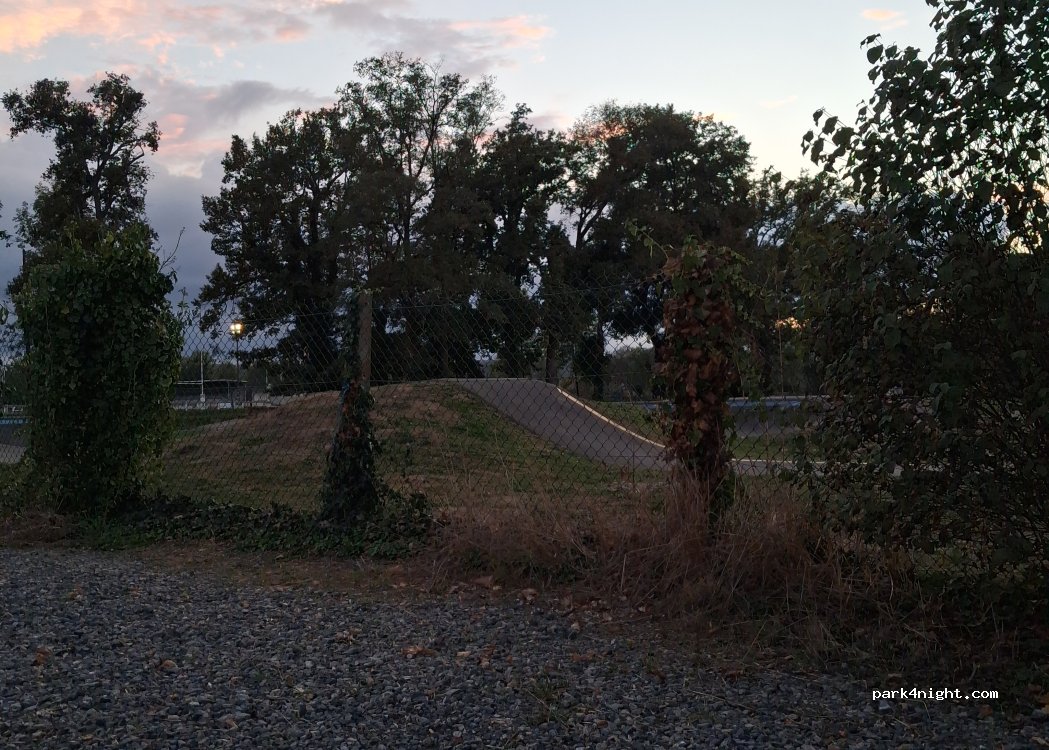 (65420) Ibos - Chemin de la Bianave — foto 2