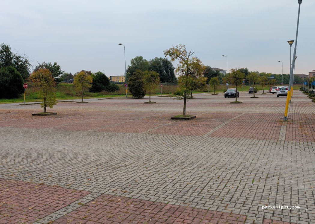 (20032) Cormano - Via Brasile — foto