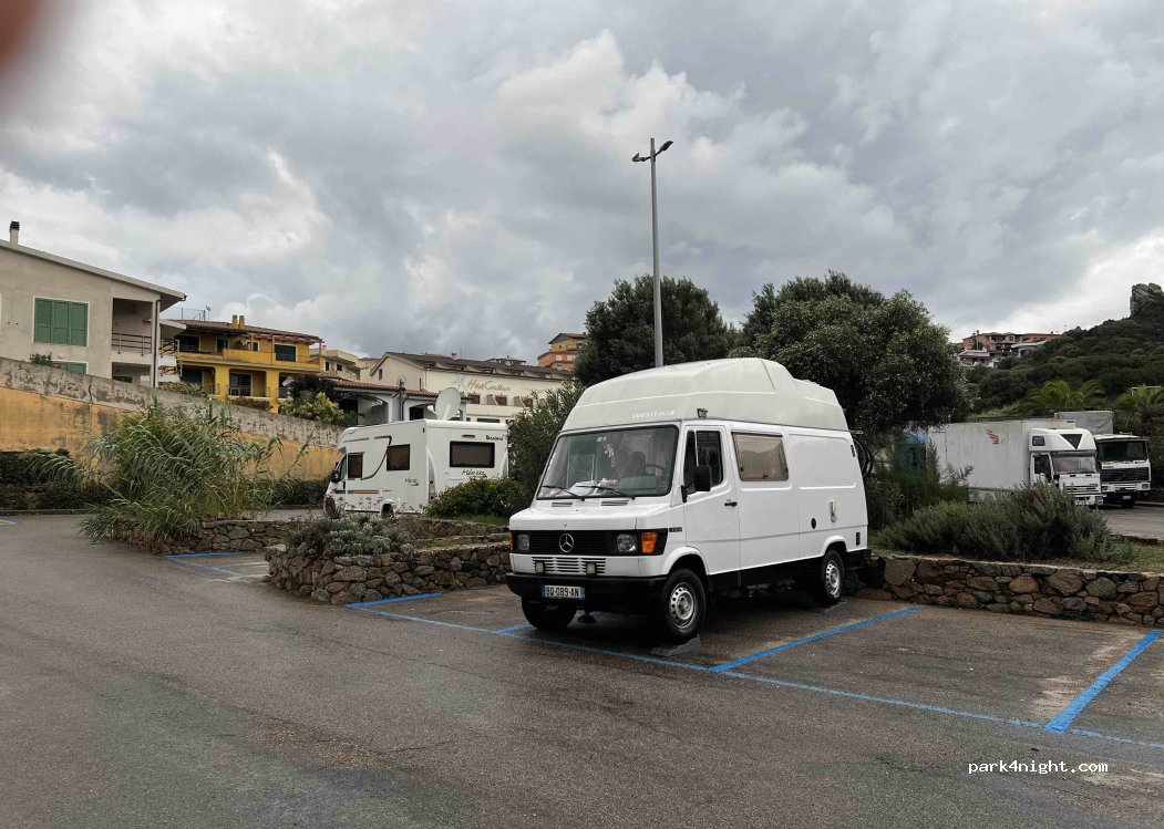 (07028) Lungòni/Santa Teresa Gallura - Via Imbriani — foto