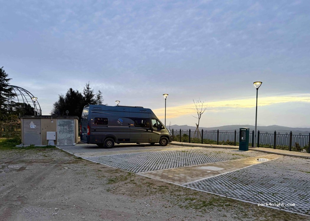 (90028) Polizzi Generosa - Via S. Pietro — foto 4