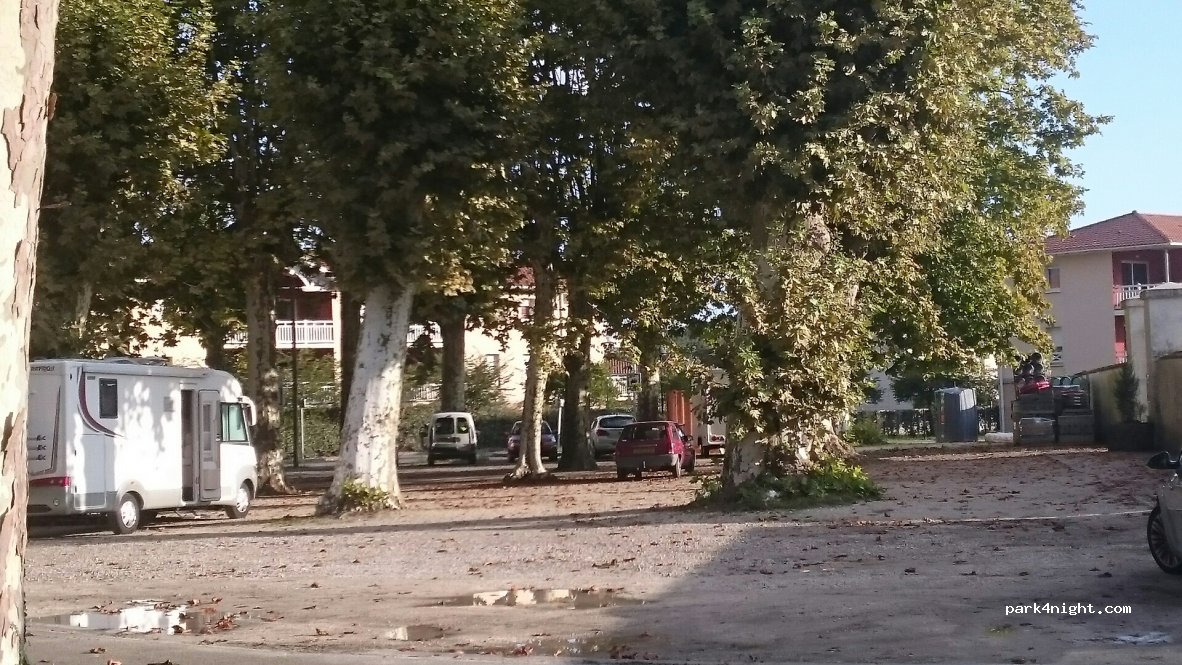 (33480) Castelnau-de-Médoc - Avenue Norbert Gerbaud — foto 3