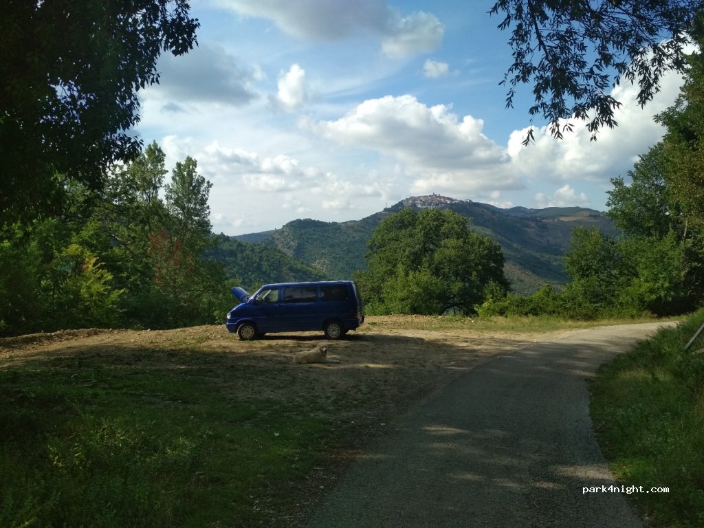 (85010) Castelmezzano - Unnamed Road — foto 4