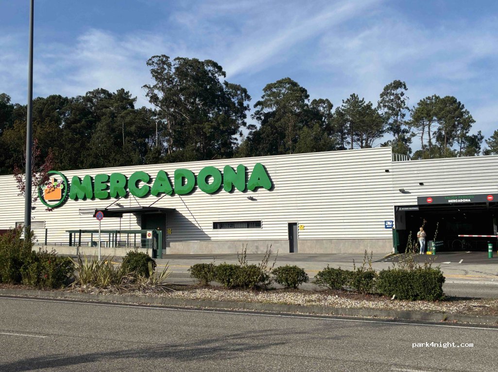 (36350) Nigrán - Rúa das Pontes, 1 — foto
