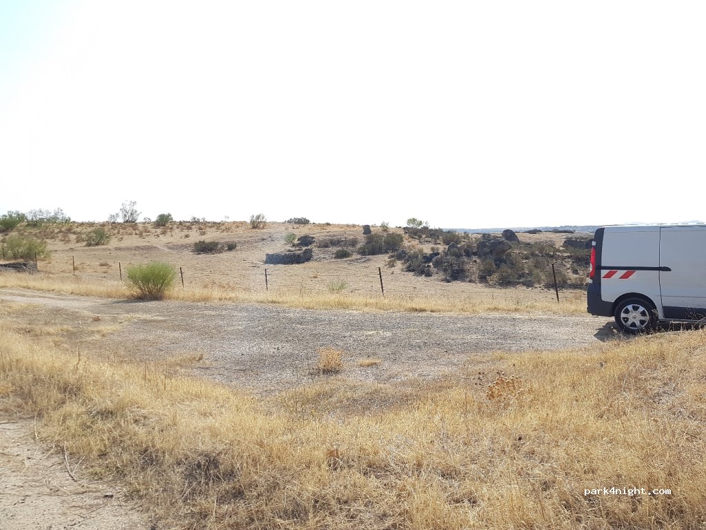 (10940) Garrovillas de Alconétar - Carretera Ermita de Alta Gracia — foto 2
