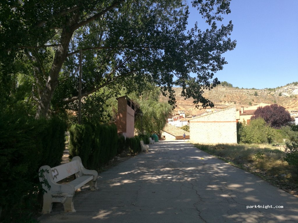 (46146) Casas Bajas - Avenida Cerrado — foto