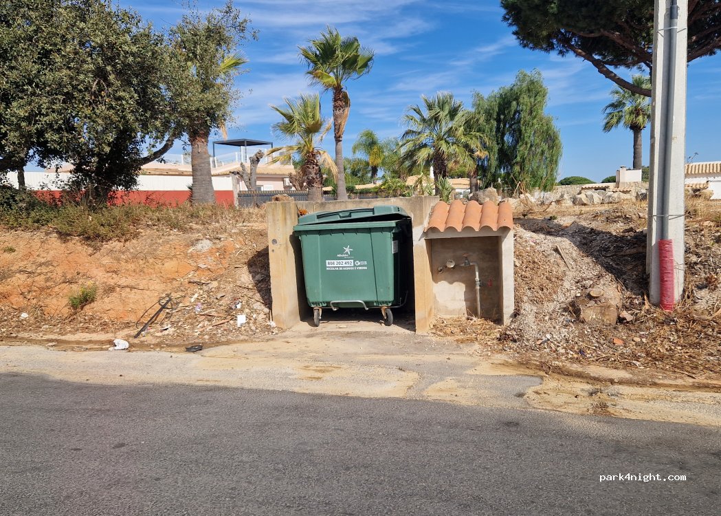 (8200-912) Albufeira e Olhos de Água - — foto 2
