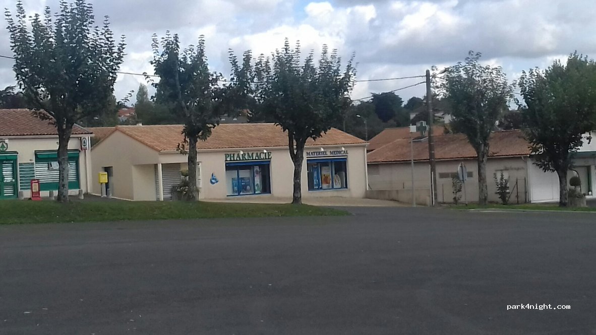 (79800) Pamproux - 6 Rue Pierre et Marie Curie — foto 3