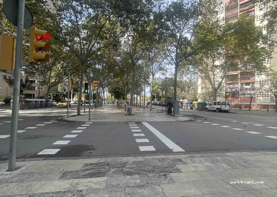 (08907) l'Hospitalet de Llobregat - Rambla de la Marina — foto 3