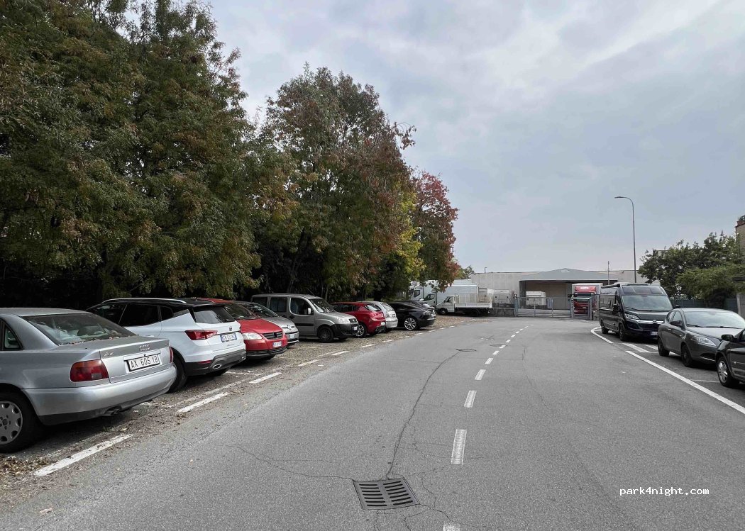 (22042) San Fermo della Battaglia - Vicolo Primo Maggio — foto