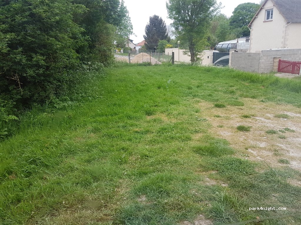 (27740) Poses - 78 Rue du Bac — foto 2
