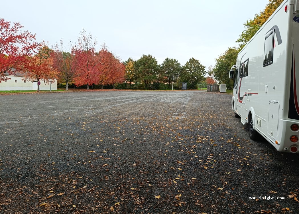 (85170) Saint-Denis-la-Chevasse - Rue des Charmes — foto 3