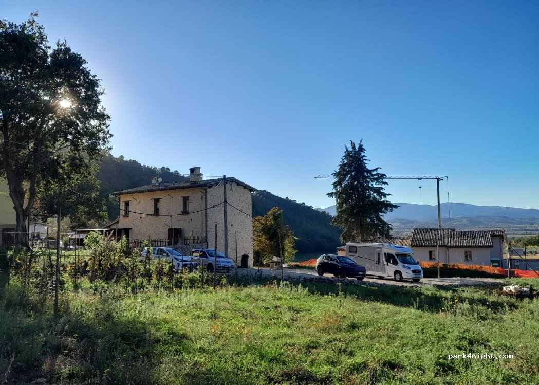 (06049) Spoleto - Via della Semina — foto 4