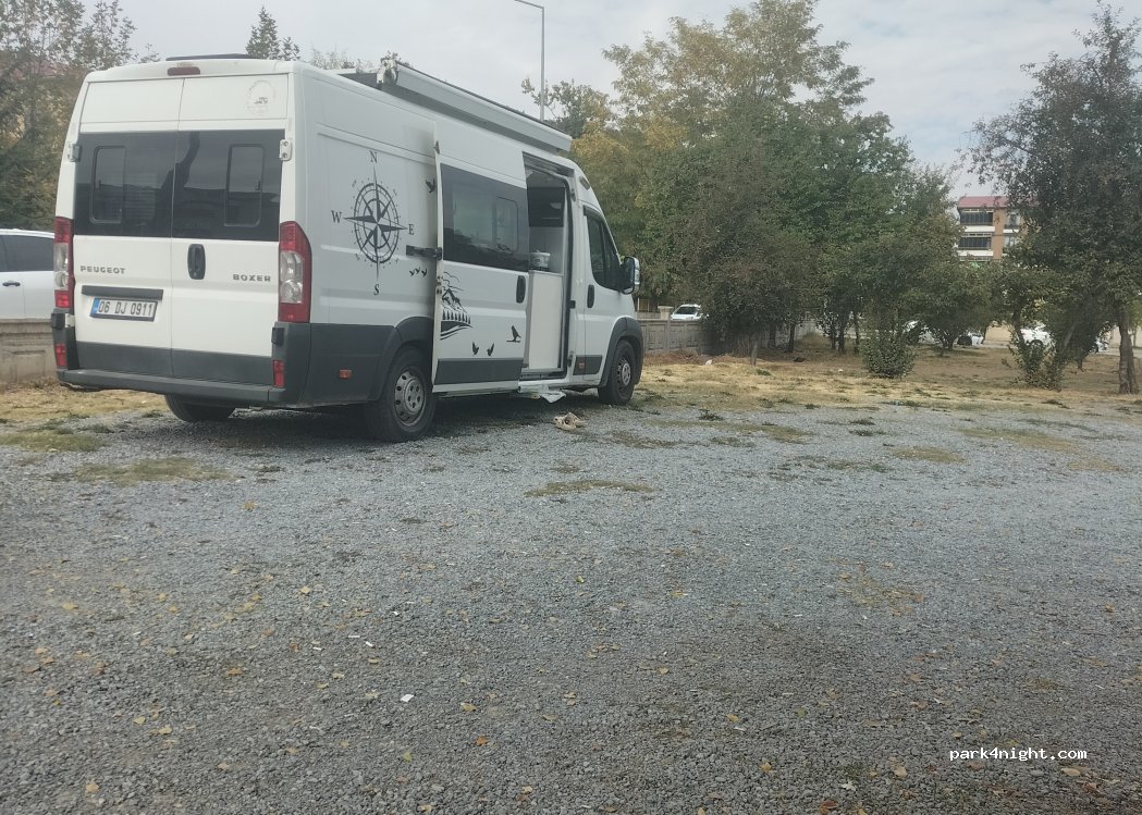 (13200) Tatvan - Göl Caddesi — foto