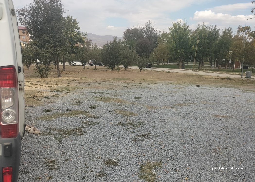 (13200) Tatvan - Göl Caddesi — foto 2
