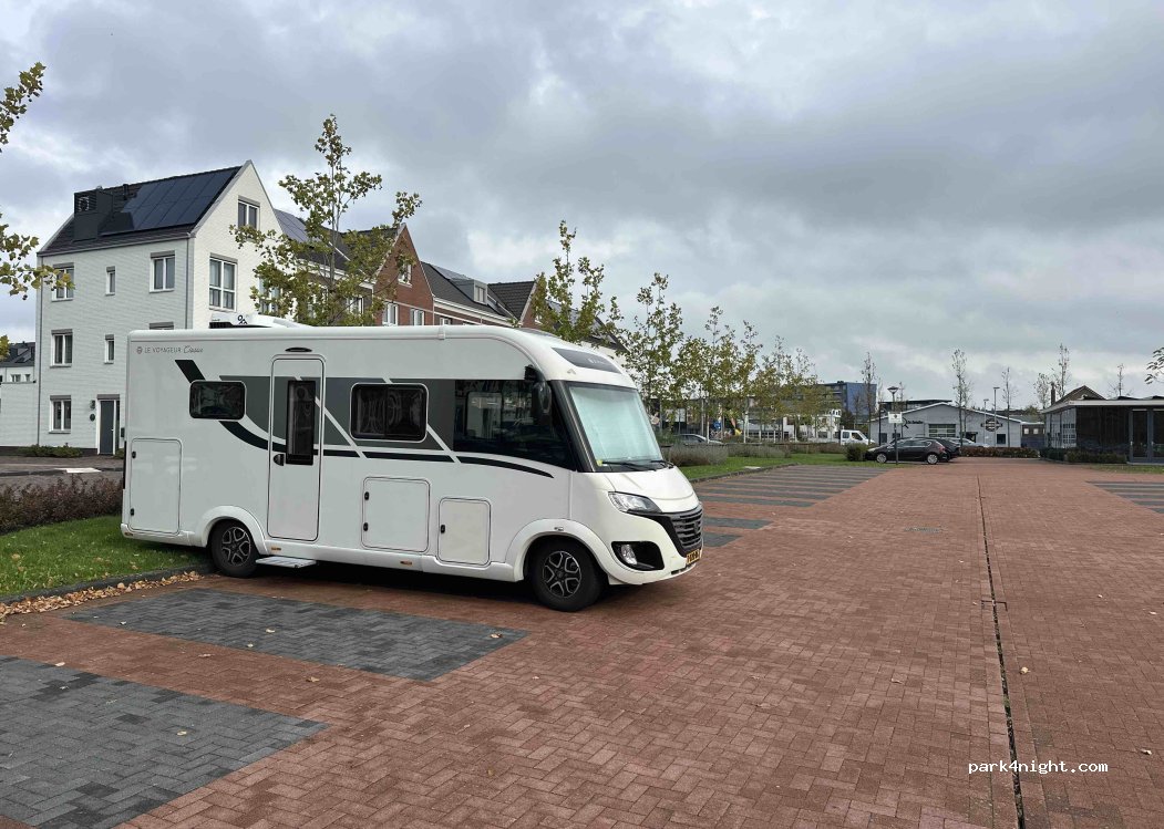 (9401AZ) Assen - Rolderstraat — foto