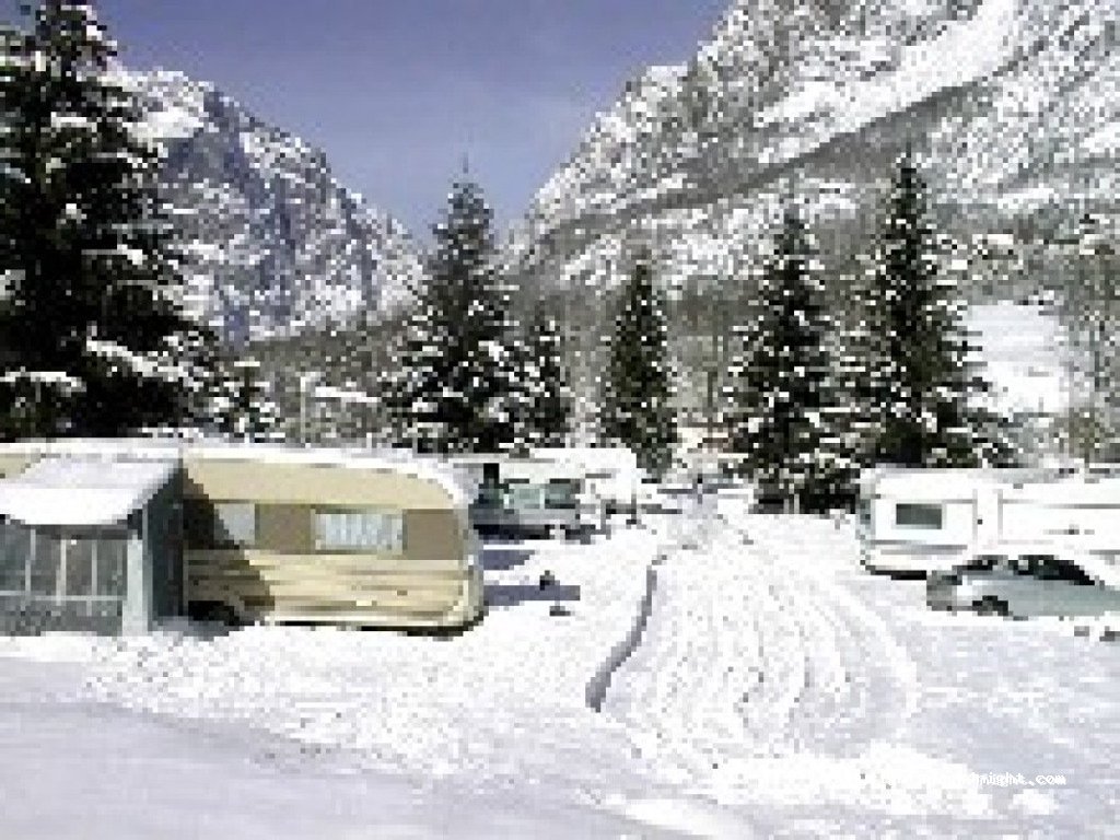 Camping Caravaneige Le Champ du Moulin — foto