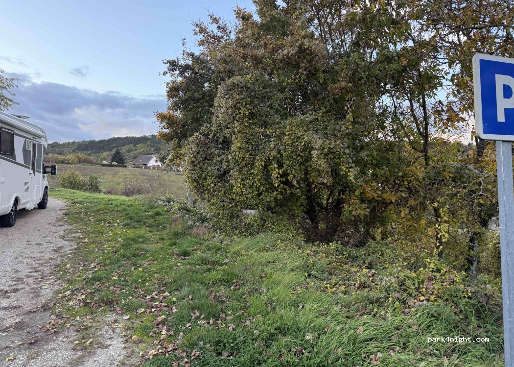 (89290) Jussy - Route de Coulanges — foto