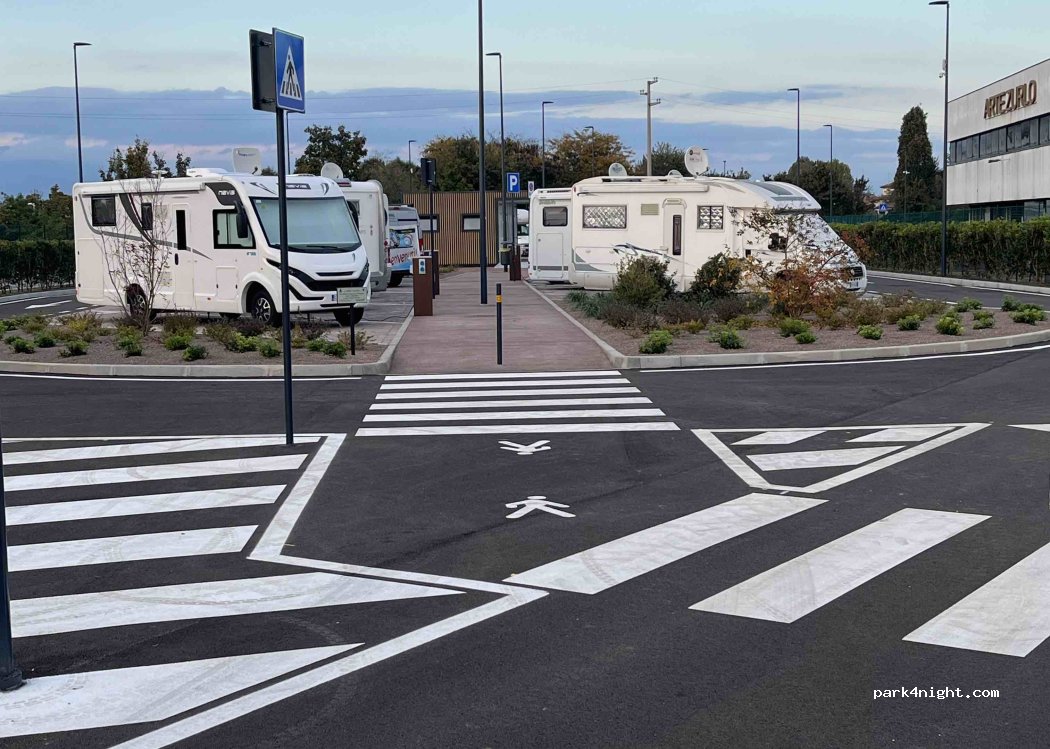 Area di sosta camper Cittadella — foto 5