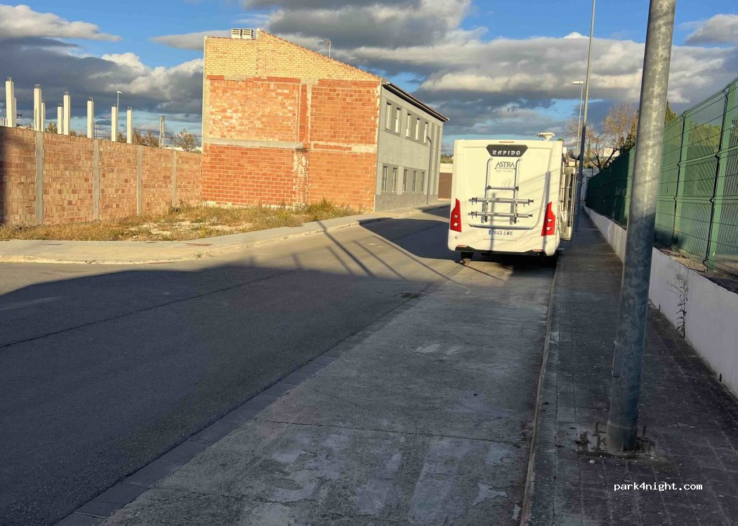 (41580) Casariche - Calle Domingo Caballero González — foto 2