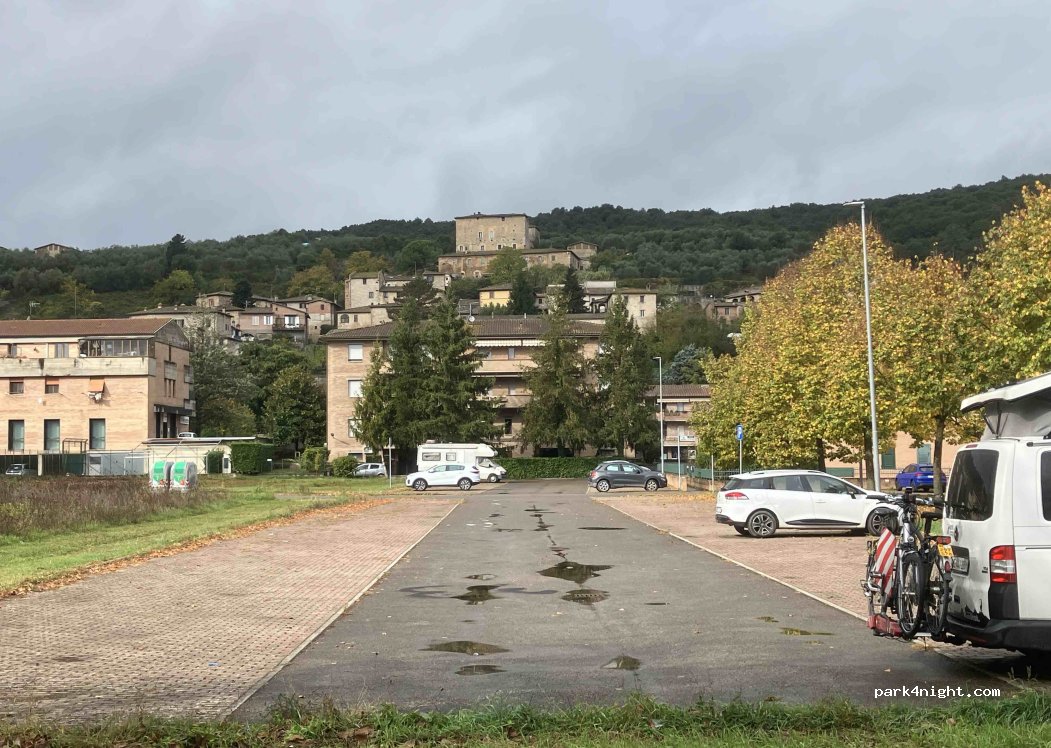 (53018) Sovicille - Via Tom Benetollo — foto