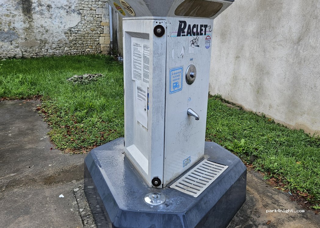 (16300) Criteuil-la-Magdeleine - Impasse de la Combe — foto