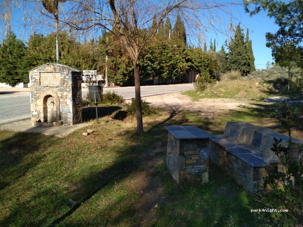 (190 07) Ano Souli - 102 Eparchiaki Odos Marathon-Kapandritiou — foto
