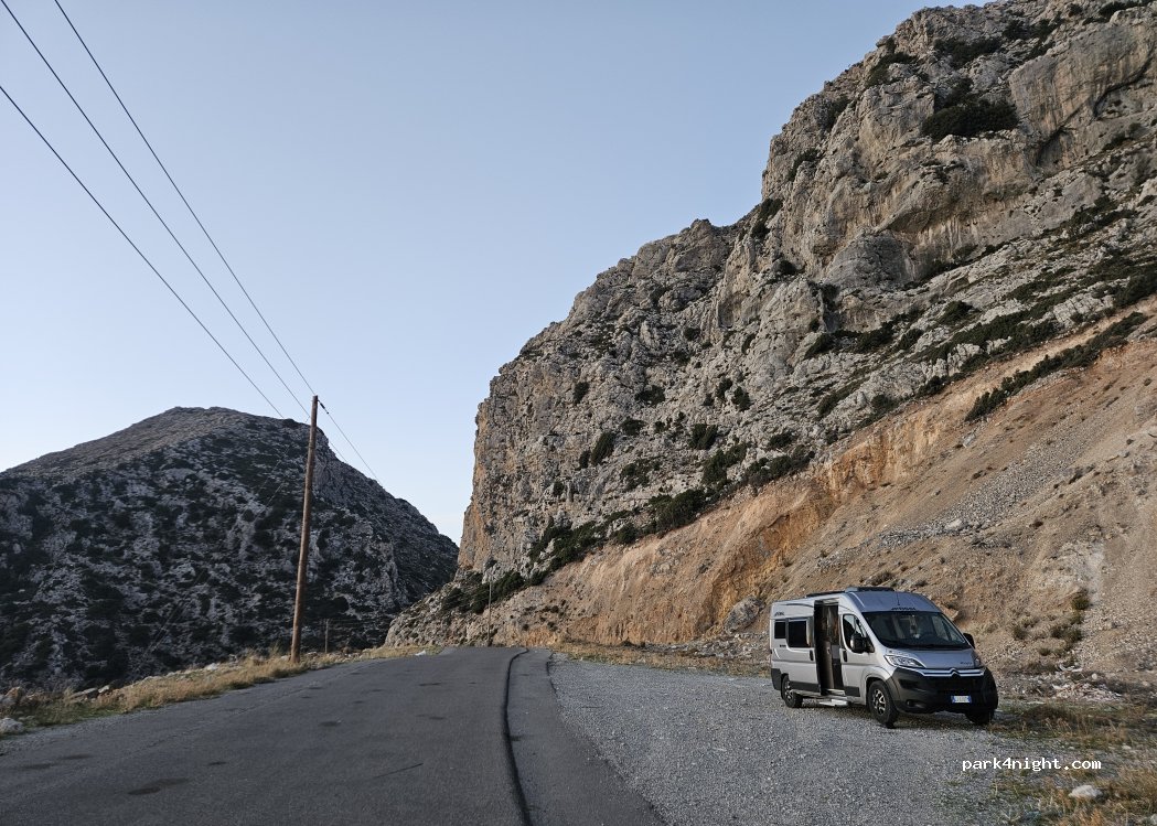 (74053) Kissos - Unnamed Road — foto