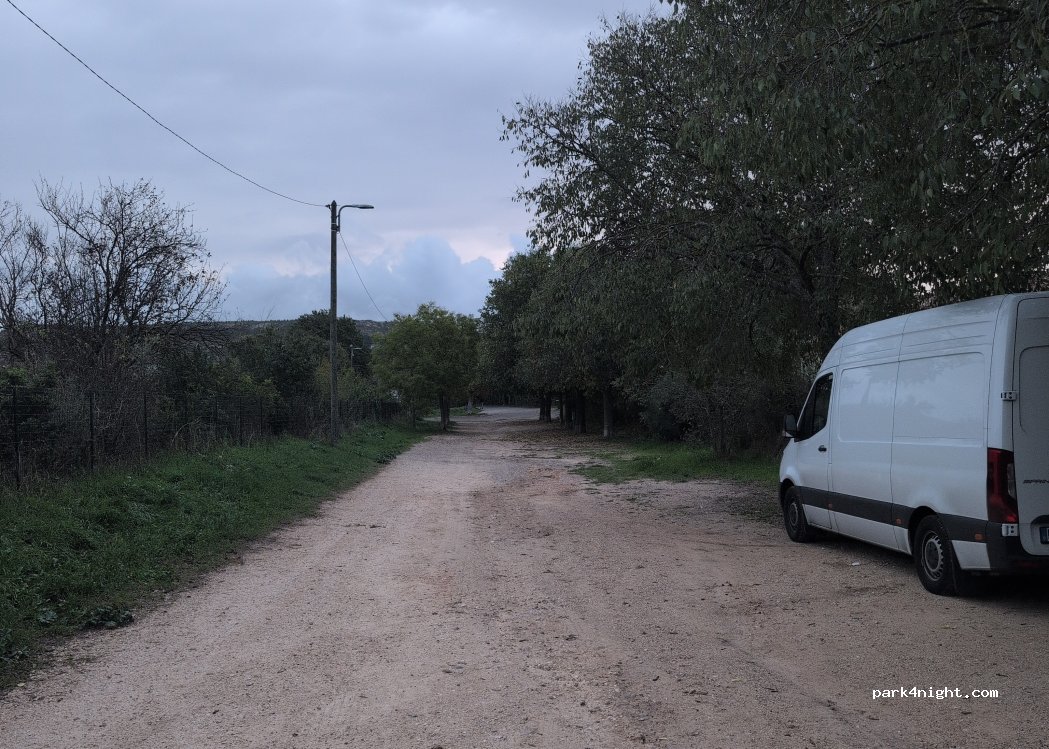 (13170) Les Pennes-Mirabeau - Boulevard de la Capelane — foto 3