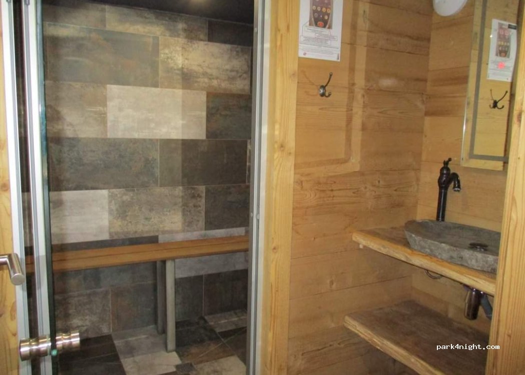 (88310) Ventron - Place de la Mairie — foto 2