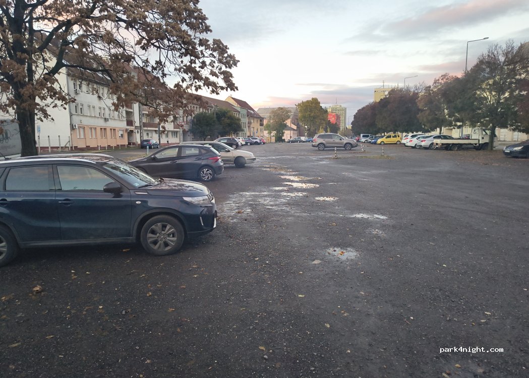 (4400) Nyíregyháza - Síp utca — foto 2