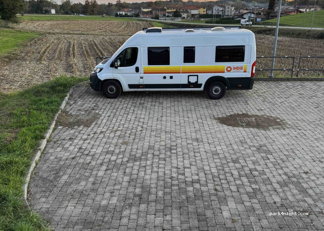 (28013) Maggiate Inferiore - Piazzale Pitagora — foto 2