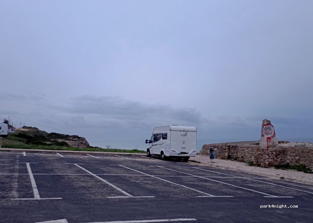 (2705) São João das Lampas - Largo da Praia da Aguda — foto 2