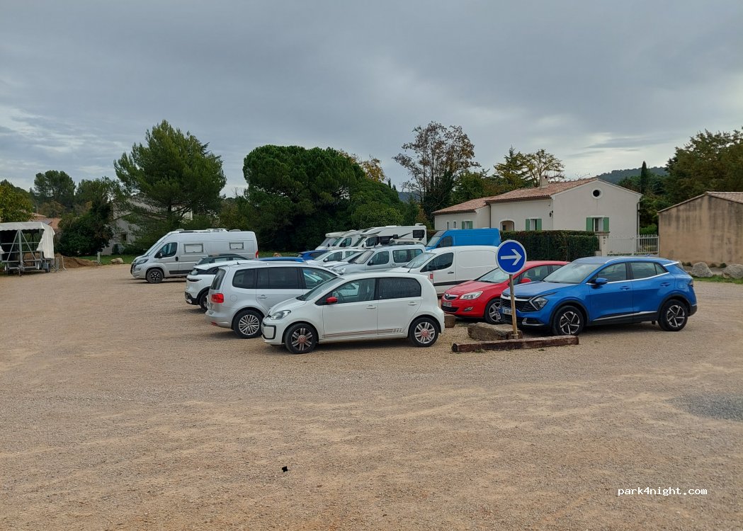 (83860) Nans-les-Pins - Route de la Sainte-Baume — foto