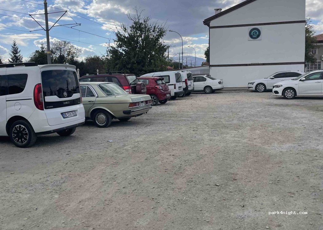 (42020) Karatay - Sarı Hasan Caddesi — foto
