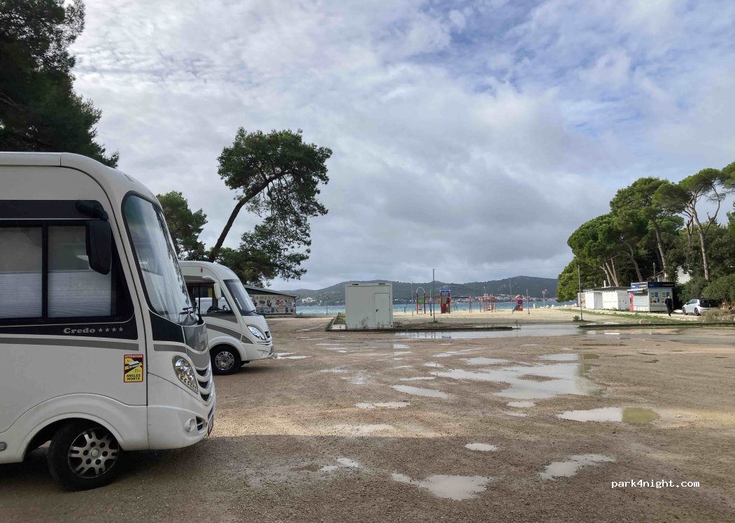 (23212) Grad Biograd na Moru - Šetaliste Dražice — foto