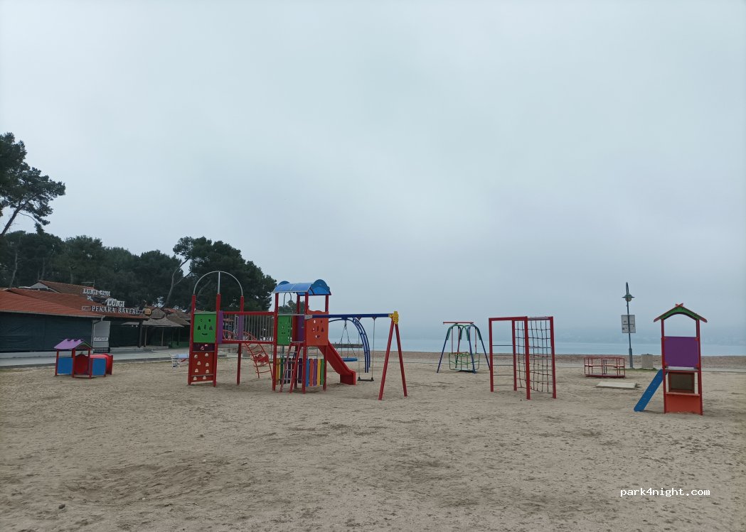 (23212) Grad Biograd na Moru - Šetaliste Dražice — foto 2