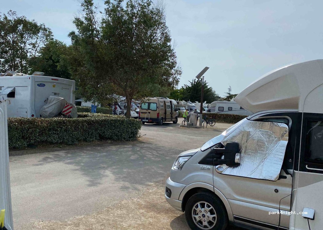 Aire de camping-cars Escale de La Guérinière — foto 2