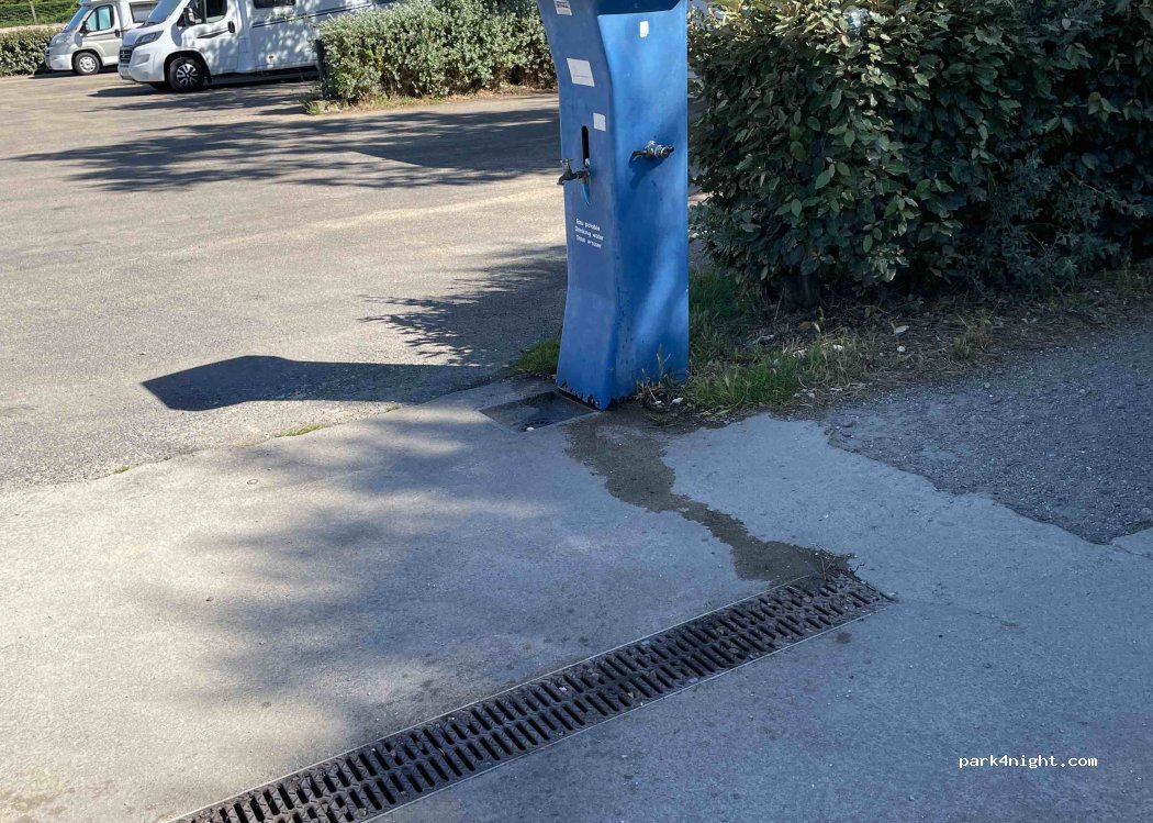 Aire de camping-cars Escale de La Guérinière — foto 4