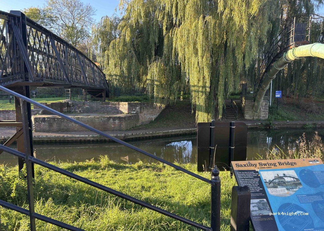(LN1 2QJ) Saxilby - Bridge Street — foto