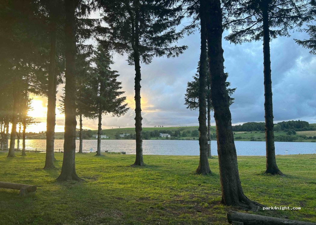 (43550) Saint-Front - Le Lac — foto