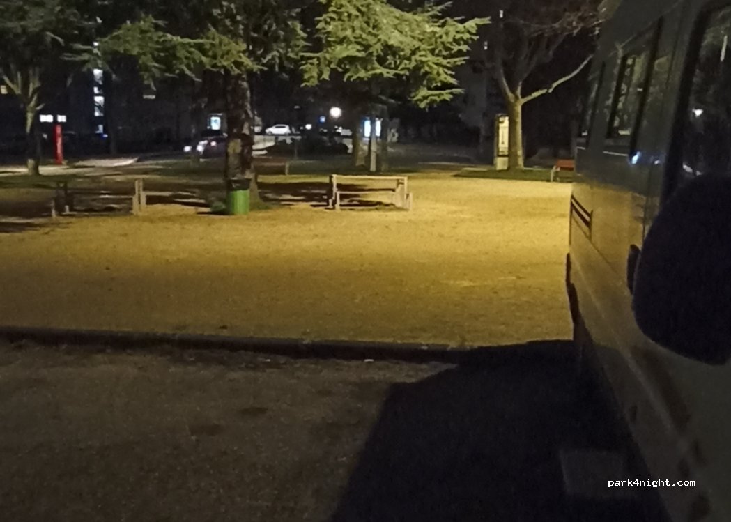 (69350) La Mulatière - Rue de Verdun — foto 2