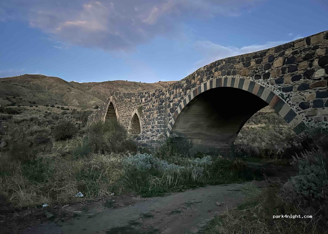 (94010) Centuripe - Strada provinciale Cozzavento-Barbaro-Ponte Saraceni — foto 4