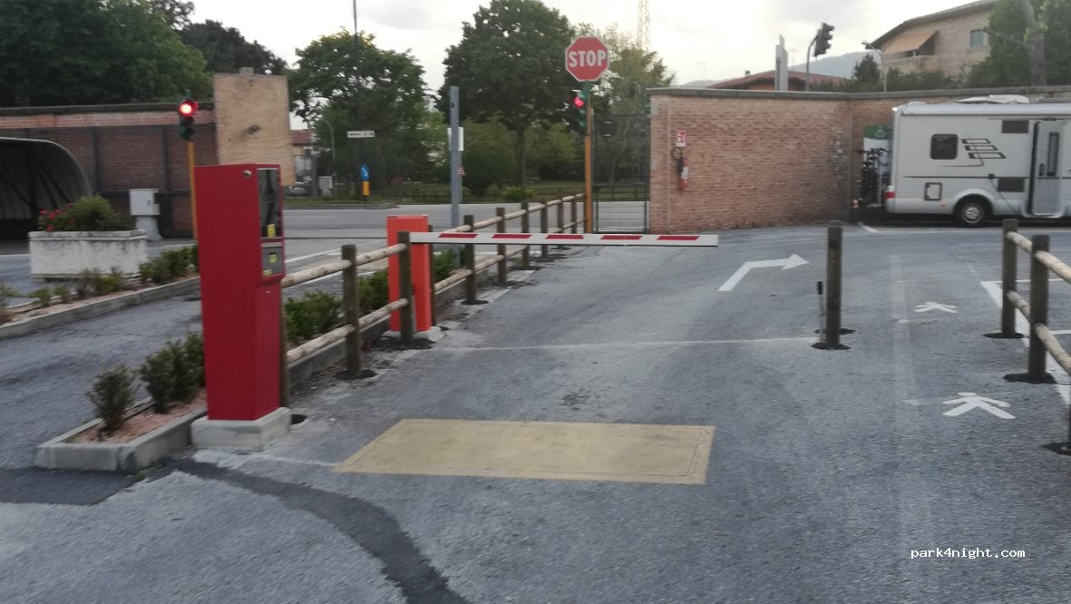 (36061) Bassano del Grappa - 80 Viale Alcide De Gasperi — foto